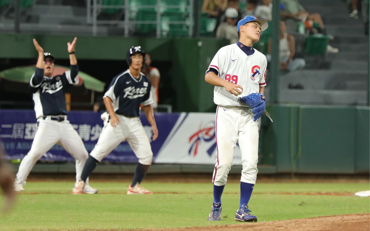 中華隊昨在首戰對上韓國遭到逆轉,吞下本屆首敗,也終止對戰7連勝。中華棒協提供