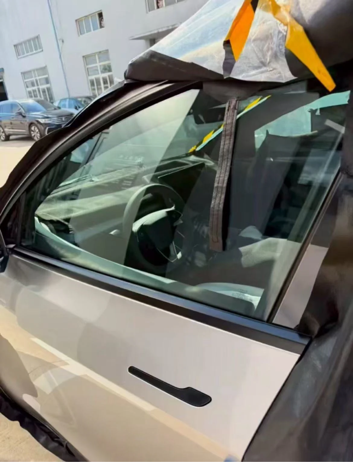 Model Y L實際外觀。取自麥子俊i微博