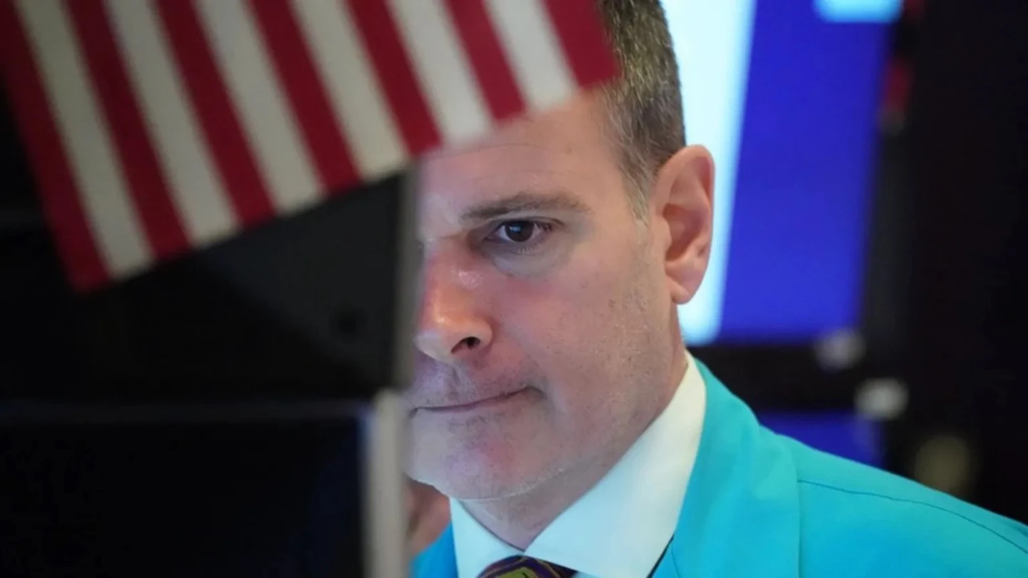 美伊戰爭衝高油價！美股均收黑、道瓊一度重摔千點　台積電ADR也綠了