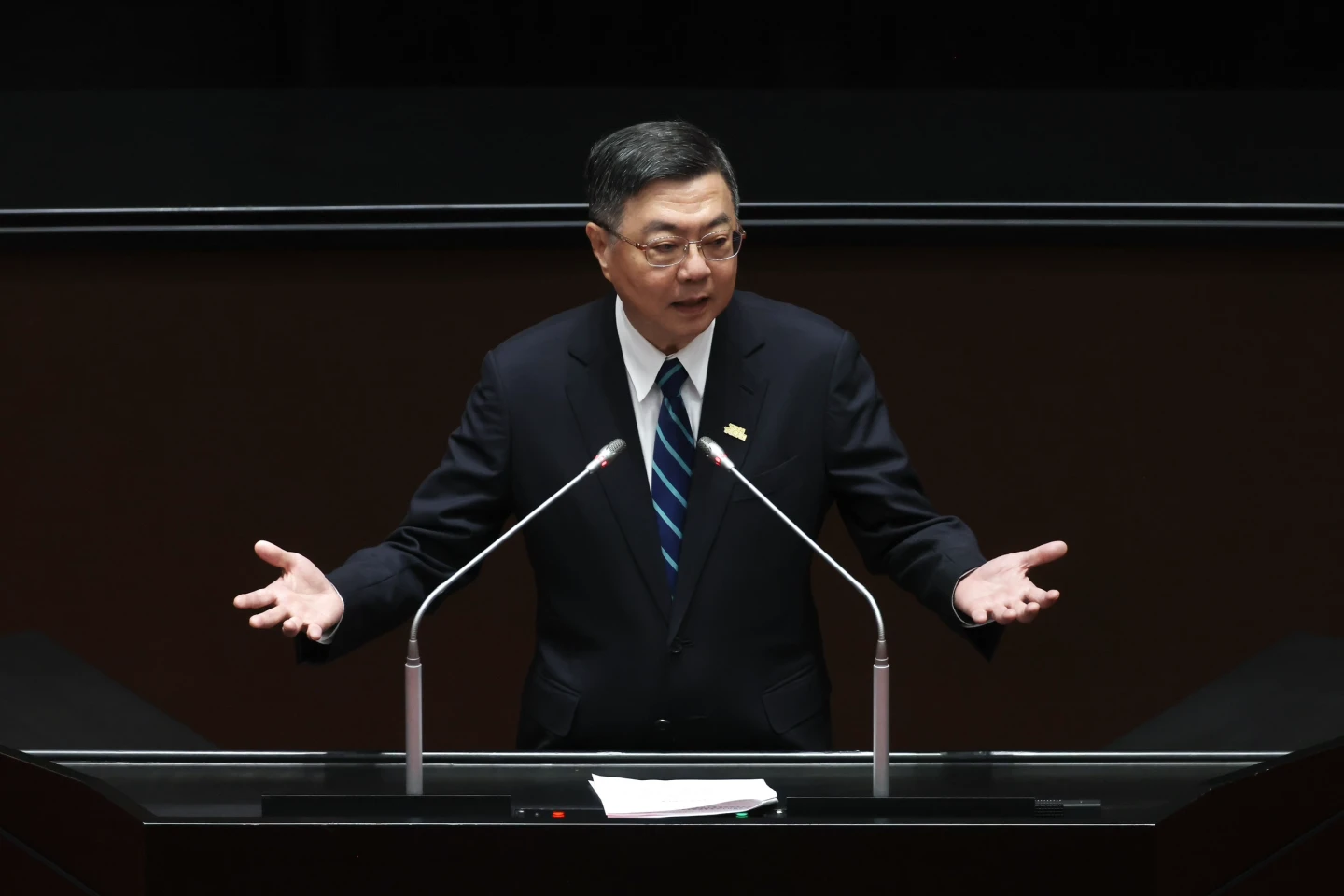 行政院長卓榮泰至立法院會專報。林林攝
