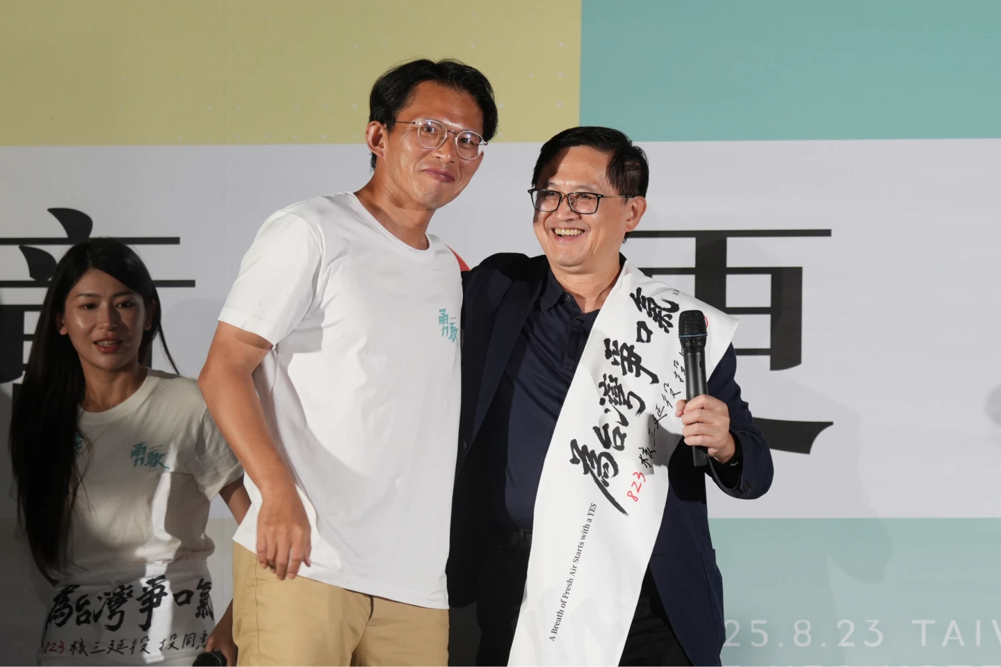 和碩董事長童子賢與民眾黨主席黃國昌同台。陳卓邦攝