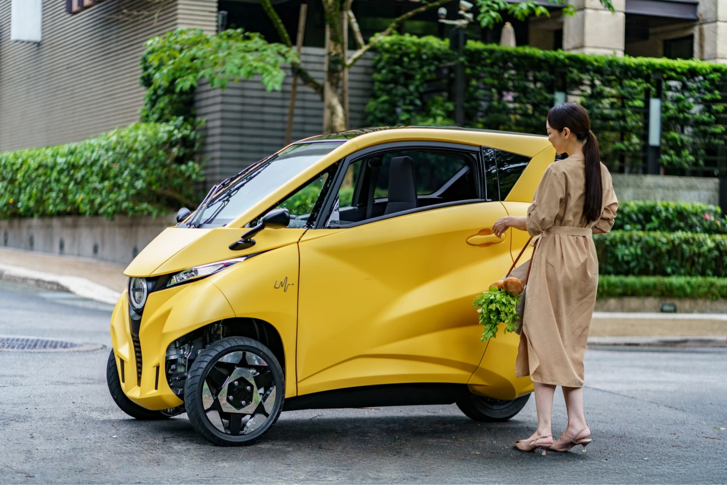 Lean3滿電續航100公里,最高時速80公里,家用110伏特環境下充電需時7小時。取自FB@Lean Mobility