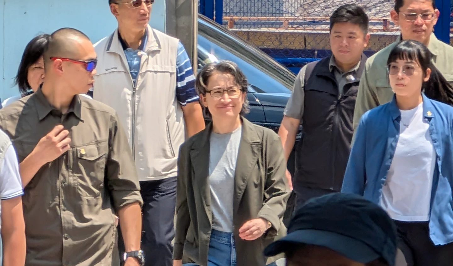 副總統蕭美琴上午前往北市永和區永平國小投票。林志青攝