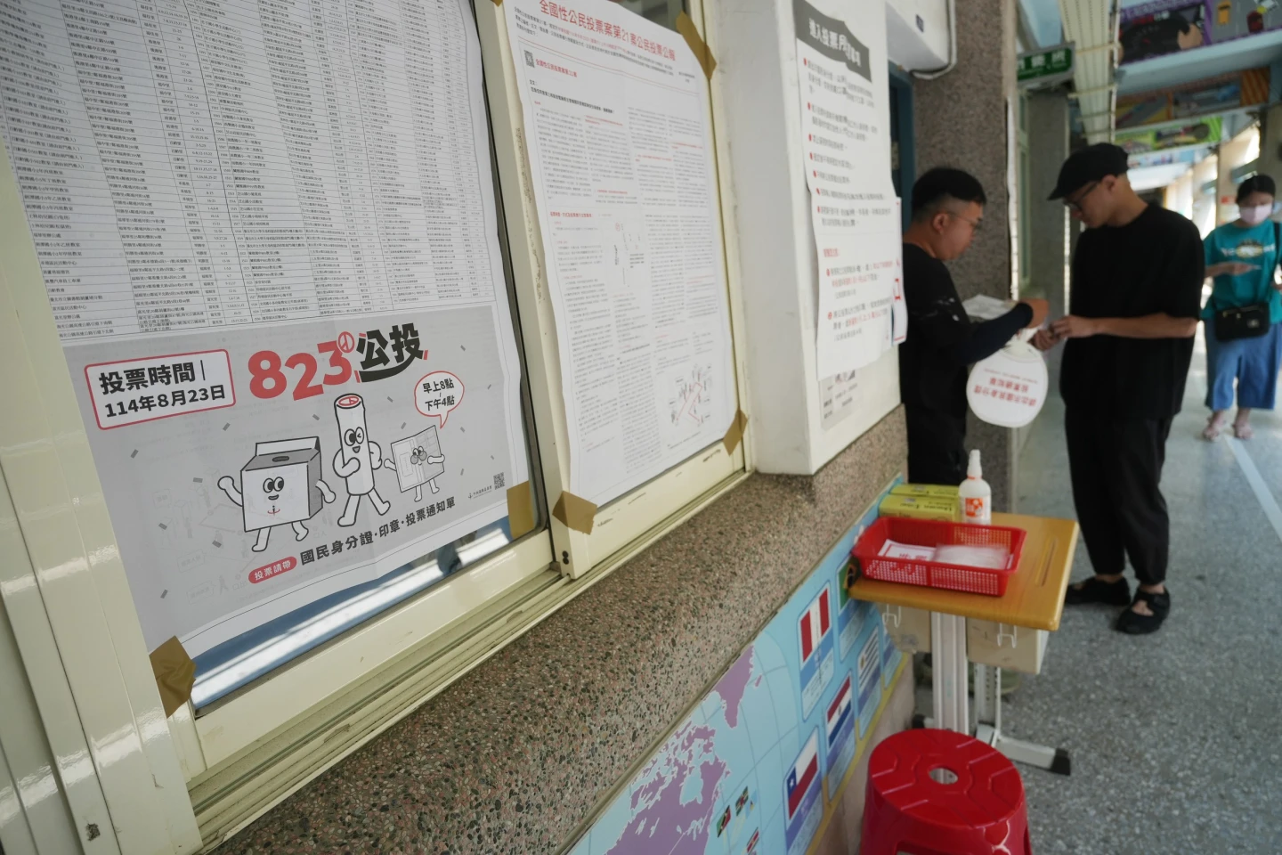 對於公投結果,黃國昌強調,台灣人民做出清楚選擇,賴清德應該虛心聆聽。陳卓邦攝