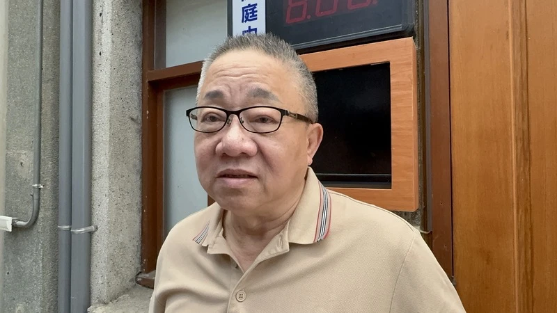 雲林縣前議長沈宗隆因涉嫌向達德能源公司收賄案,雲林地檢署前年7月底依貪污罪等罪嫌將他起訴。雲林地院25日依貪污等罪判沈宗隆3年6個月,褫奪公權8年。全案仍可上訴。沈宗隆庭後受訪時說,坦然面對司法審判。中央社