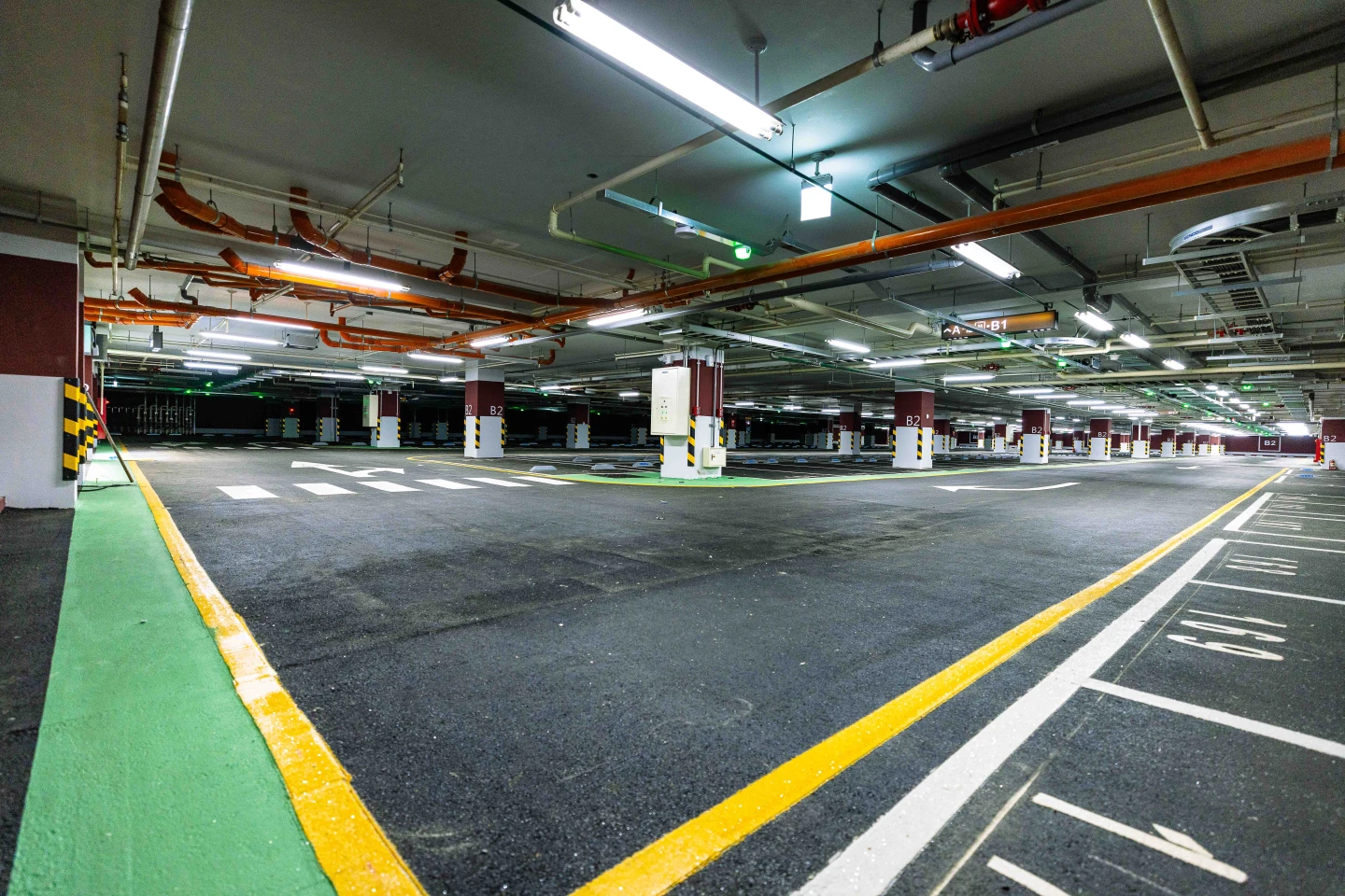 新北市三重區興穀國小地下停車場,今天啟用。新北工務局提供