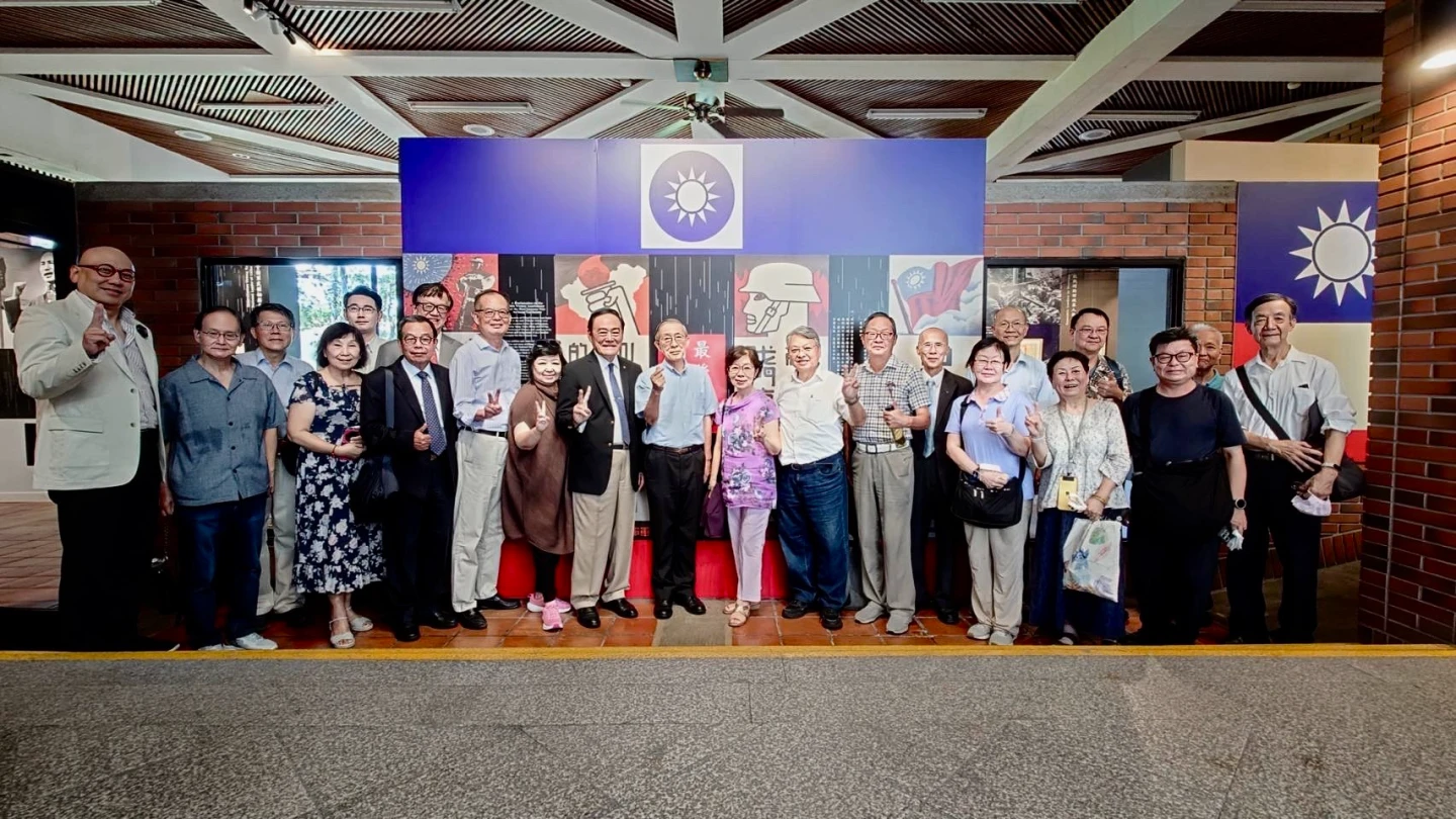 抗戰勝利80年文物展開幕。松濤社提供