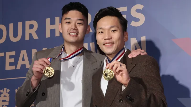 不怕李洋誤闖政治叢林！「麟洋配」雙金搭檔有信心：場內外都是領導者