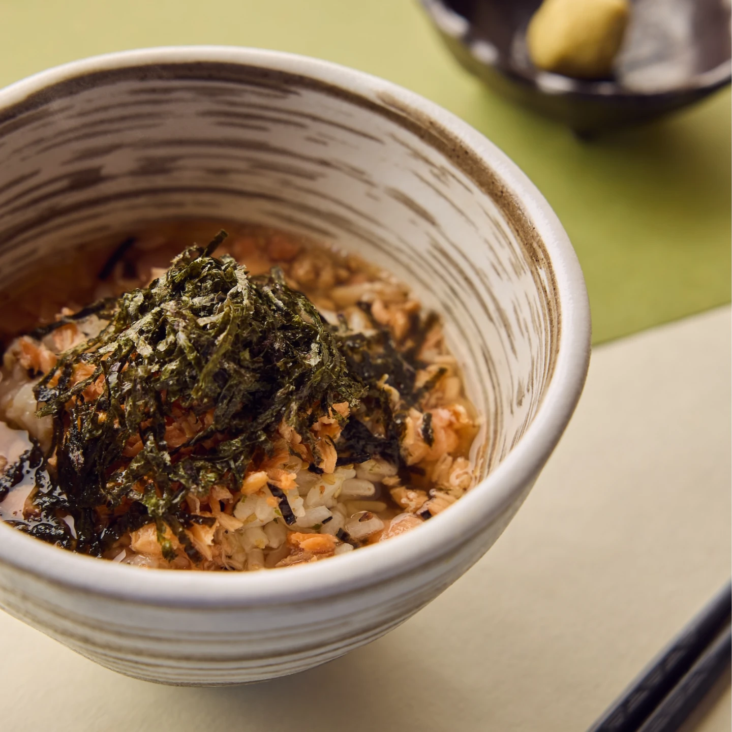 鮭魚茶泡飯150元。夜串坊提供
