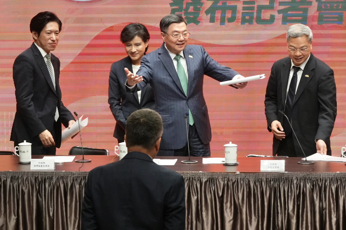 卓榮泰率新閣員亮相。林林攝