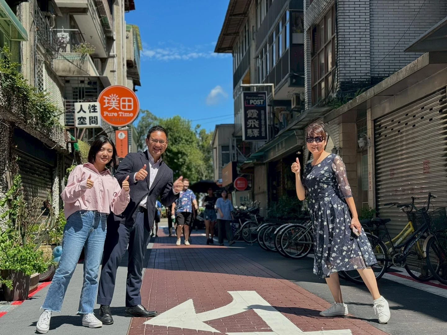 劉品妡(左粉衣者)為趙怡翔接棒人選。劉品妡提供