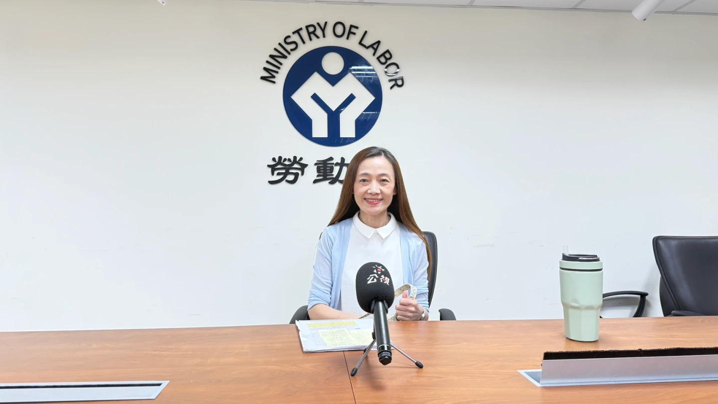 勞動條件及就業平等司司長黃琦雅指出,本期減班休息總家數為245家、人數4863人。勞動部提供