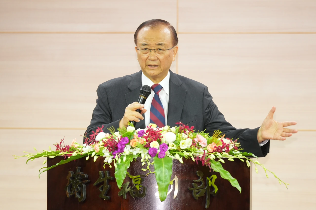 前衛生署長侯勝茂。李柏毅攝