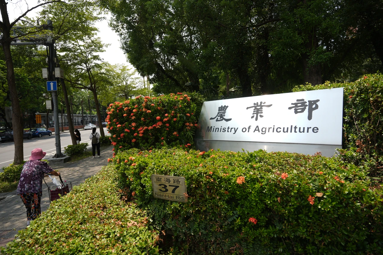 文雅畜牧場「雞蛋、蛋雞羽毛樣品」檢出芬普尼　農業部：移送檢調、建議加重裁罰