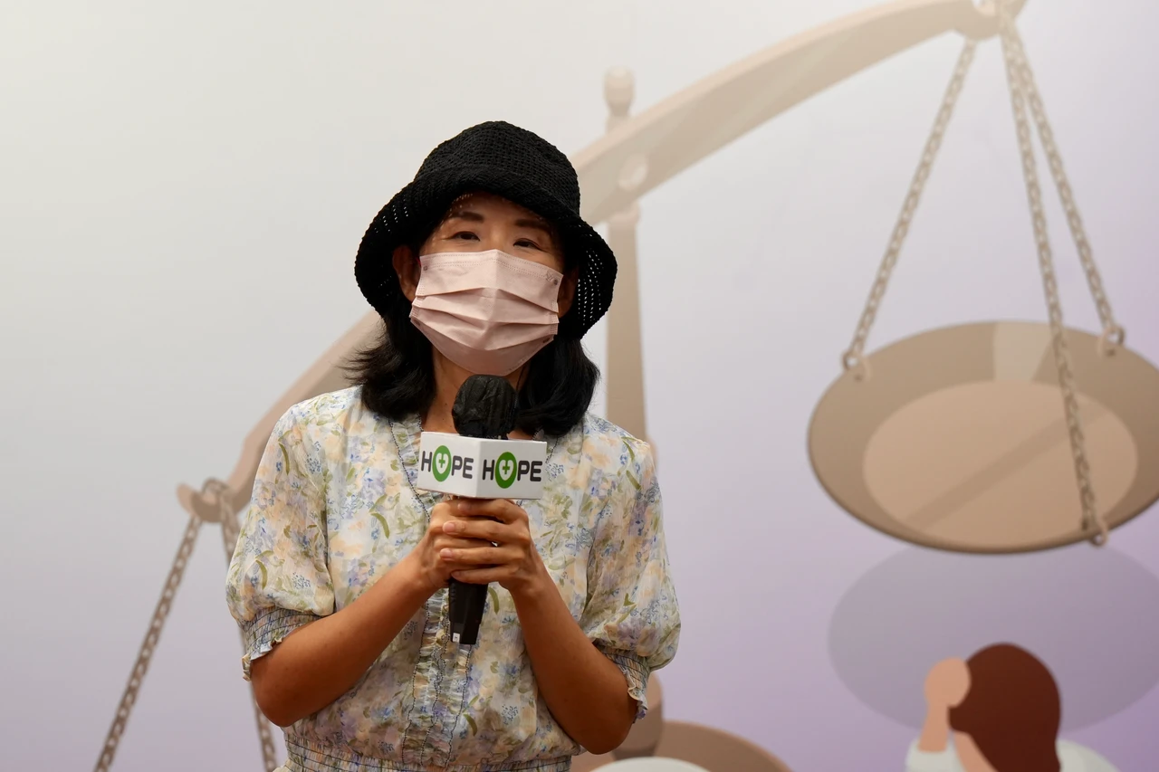 卵巢癌第三期病人小香感嘆同樣是晚期,健保僅給付標靶藥物給四期癌有。梁建裕攝
