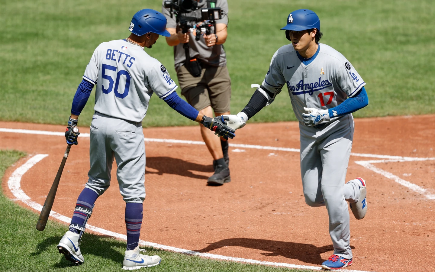 大谷翔平今天5打席全上壘,還打出雙響砲,本季全壘打數來到48轟。美聯社