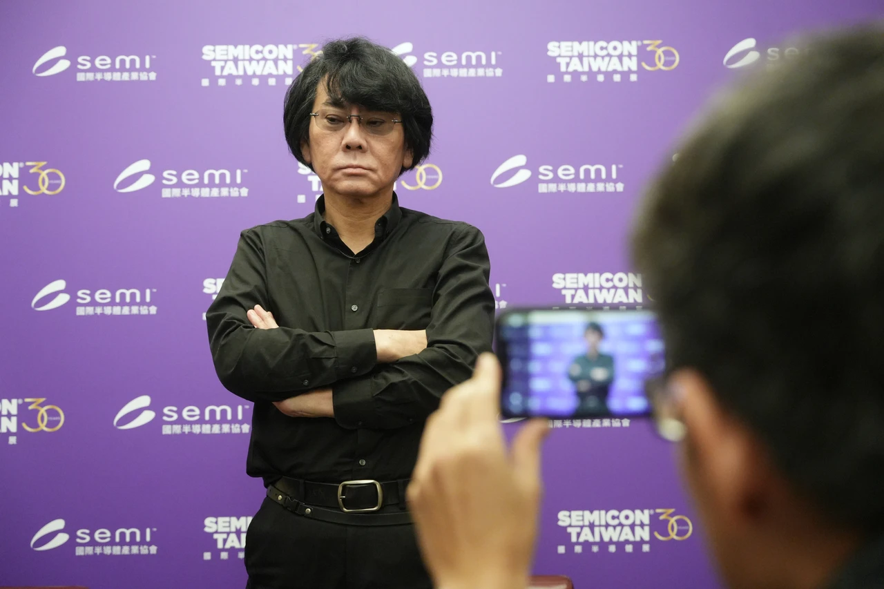 石黑浩表示已著手開發虛擬分身機器人。 陳卓邦攝