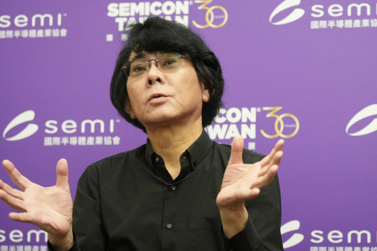 石黑浩受訪。陳卓邦攝