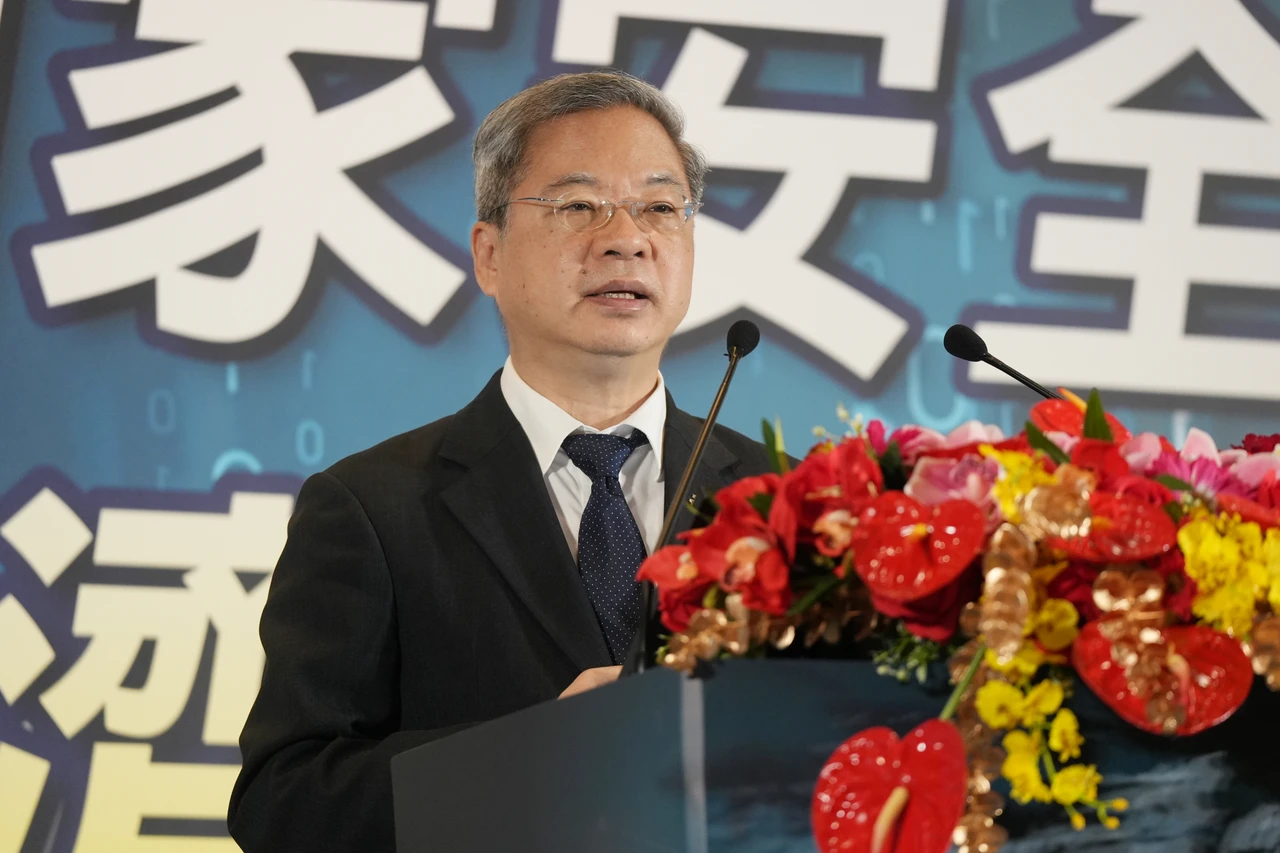 經濟部長龔明鑫表示,達電廠新一號機暫時停機,台電會盡量維持備轉容量率在25%以上。陳卓邦攝