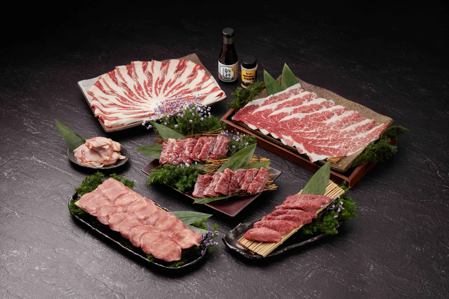 「乾杯豪華燒肉禮盒」四國牛肉風味一次滿足,中秋限定價2,699元。乾杯集團提供
