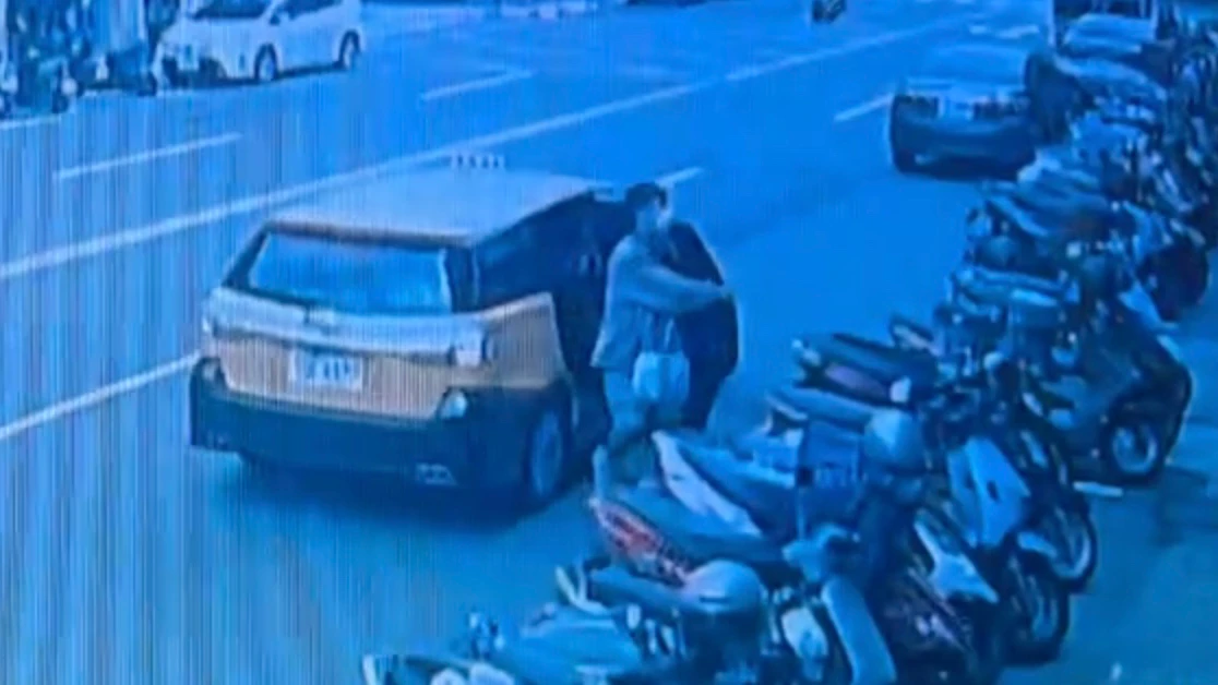 駱姓少年犯案後搭乘計程車前往旅館。民眾提供