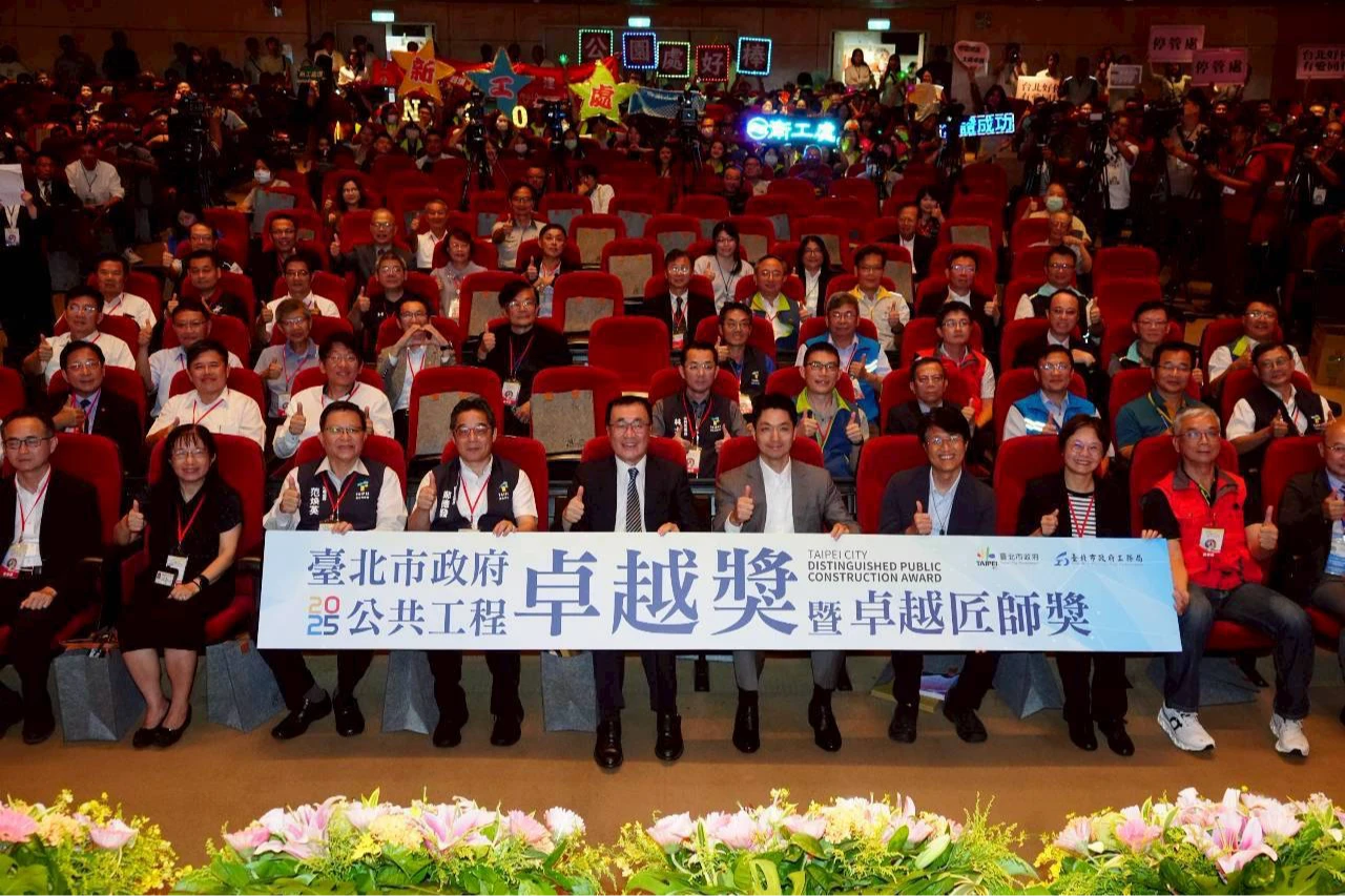 公館圓環施工釀塞車!李四川:因廠商違規施工占用車道。北市府提供
