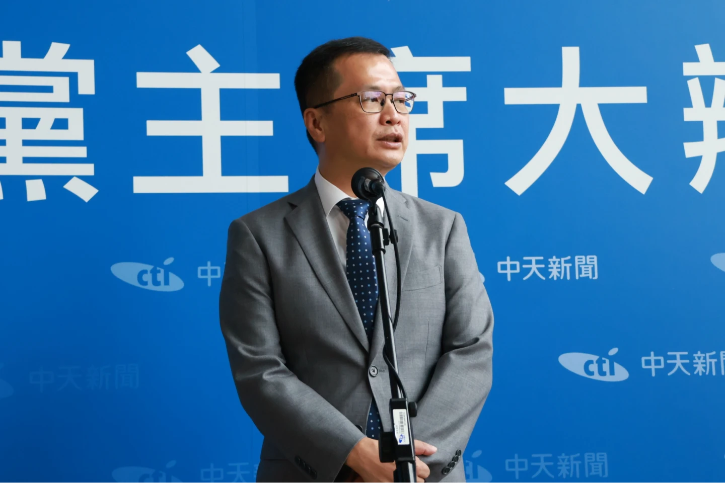 羅智強拋總統絕對多數制。中天新聞提供