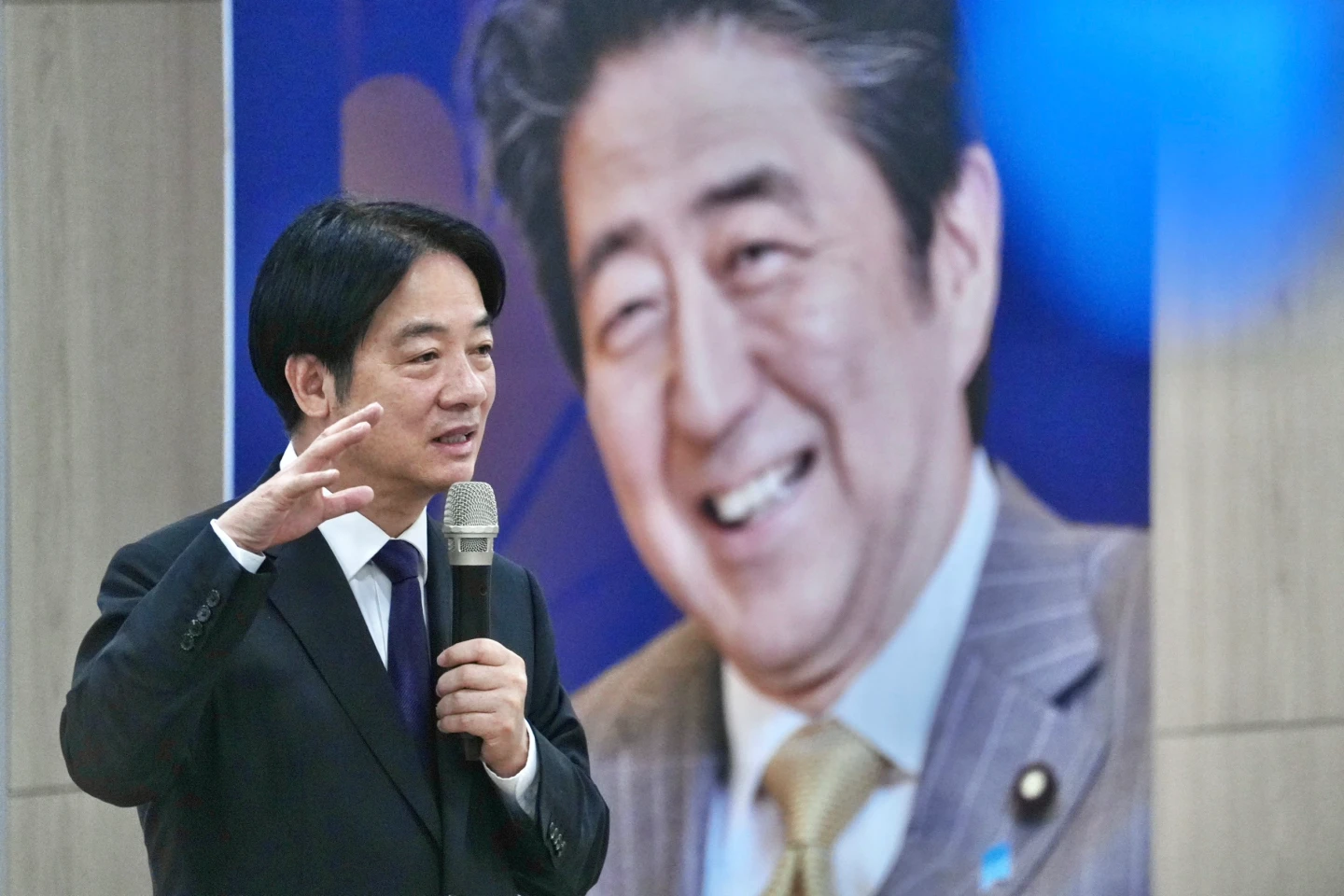 賴清德:台灣今天沒有看到砲火,要歸功於安倍晉三前首相。林林攝