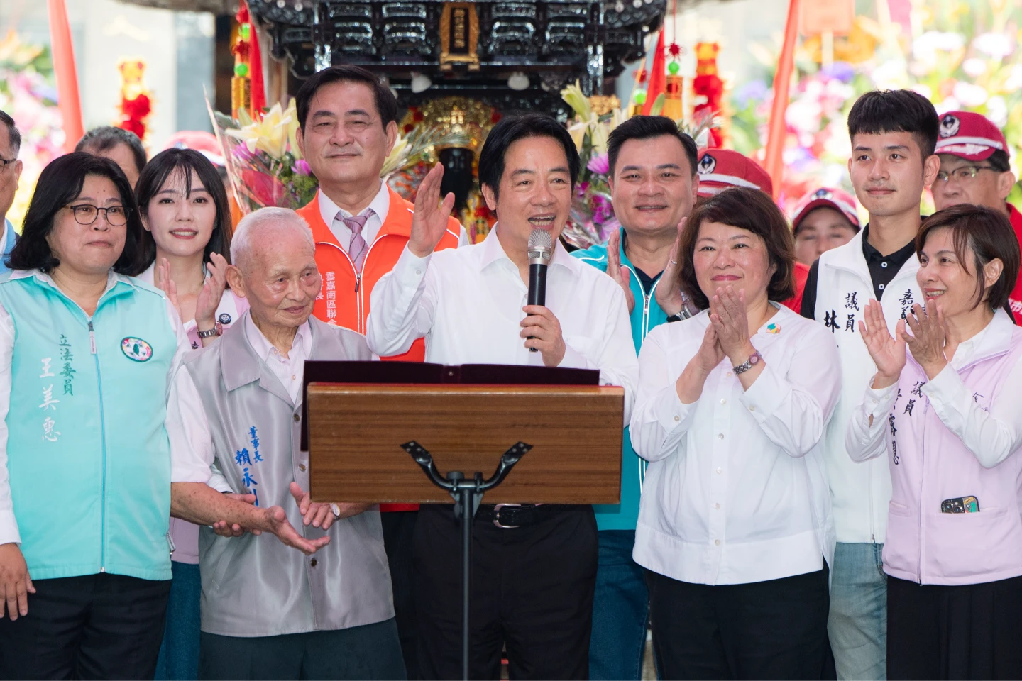 總統賴清德今到嘉義市城隍廟。總統府提供