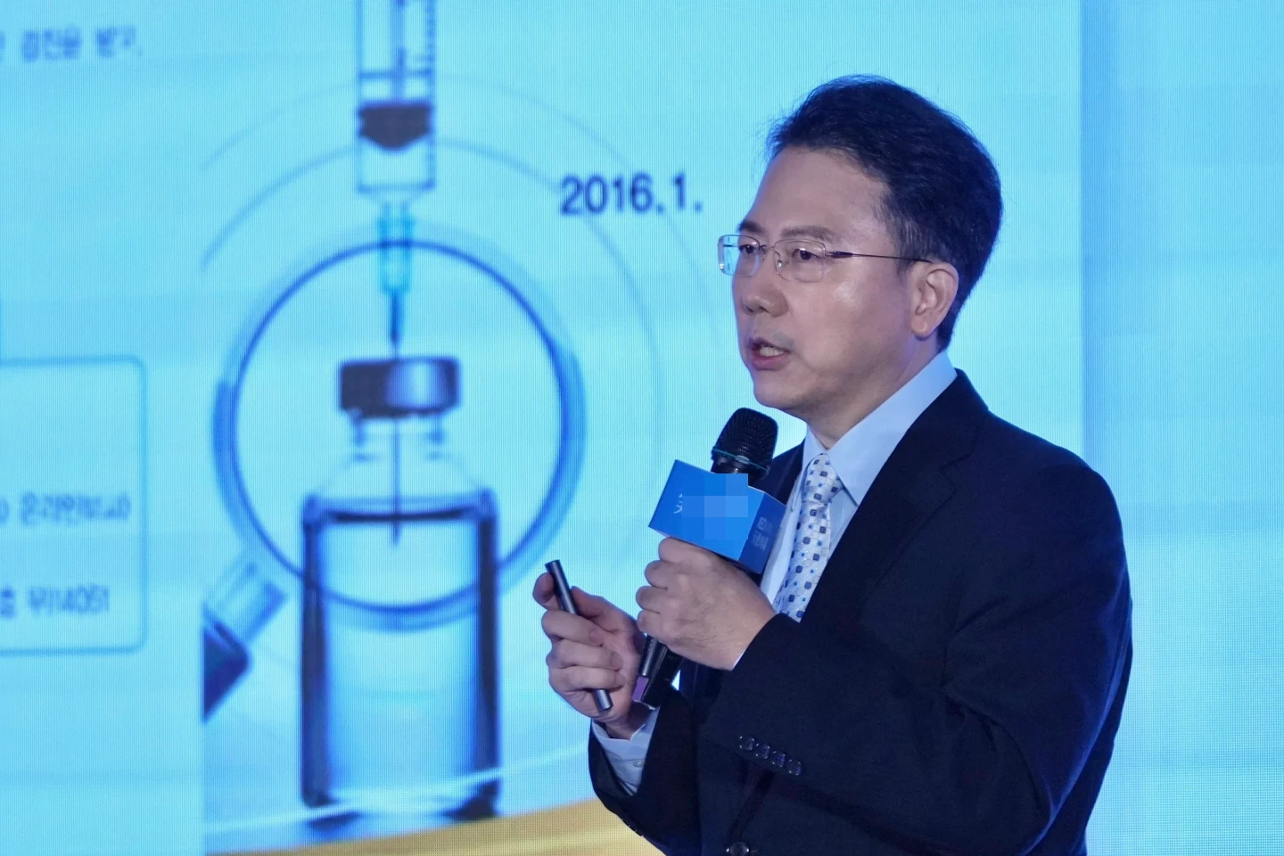 王修含說,醫學訓練相當漫長,一步步都是讓醫師在成長過程中,得到該知道的養分,包括如何處理醫療併發症等。林林攝