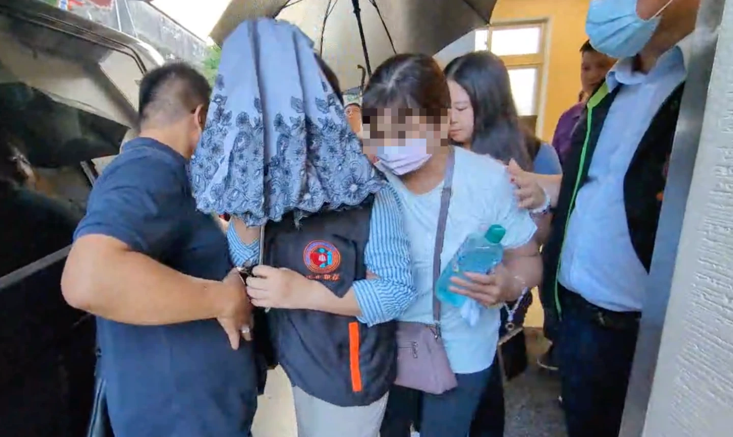 有片｜就差一步！樹林火災一家三口陳屍門口　母緊抱6月女嬰不放