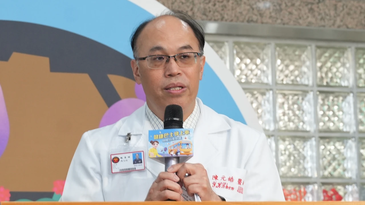 三總院長陳元皓面對閃兵複檢議題,表示自己不方便回應秒掛電話。葉志明攝