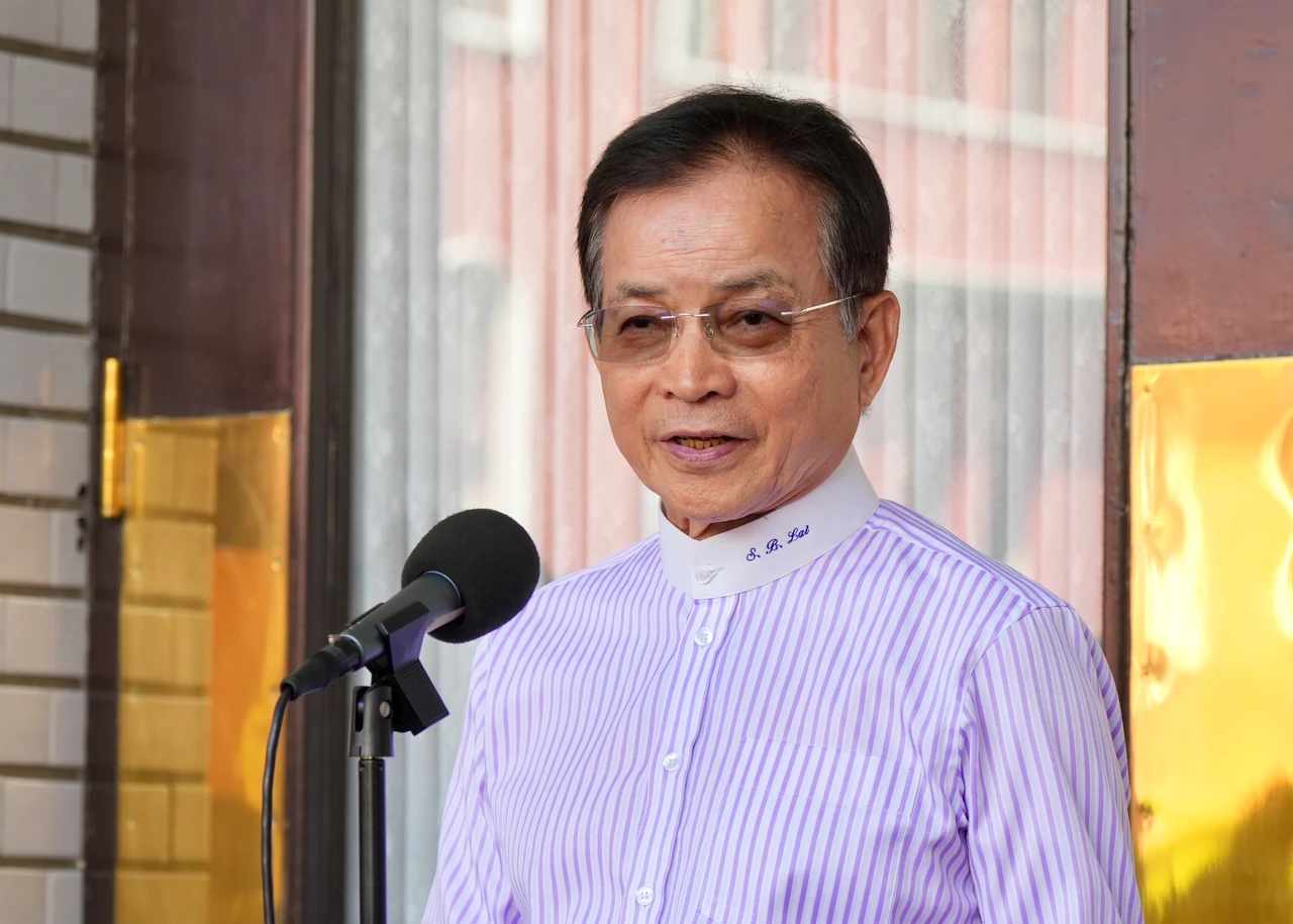 卓榮泰才嘆黨意凌駕一切　賴士葆開第一槍嗆廢NCC　