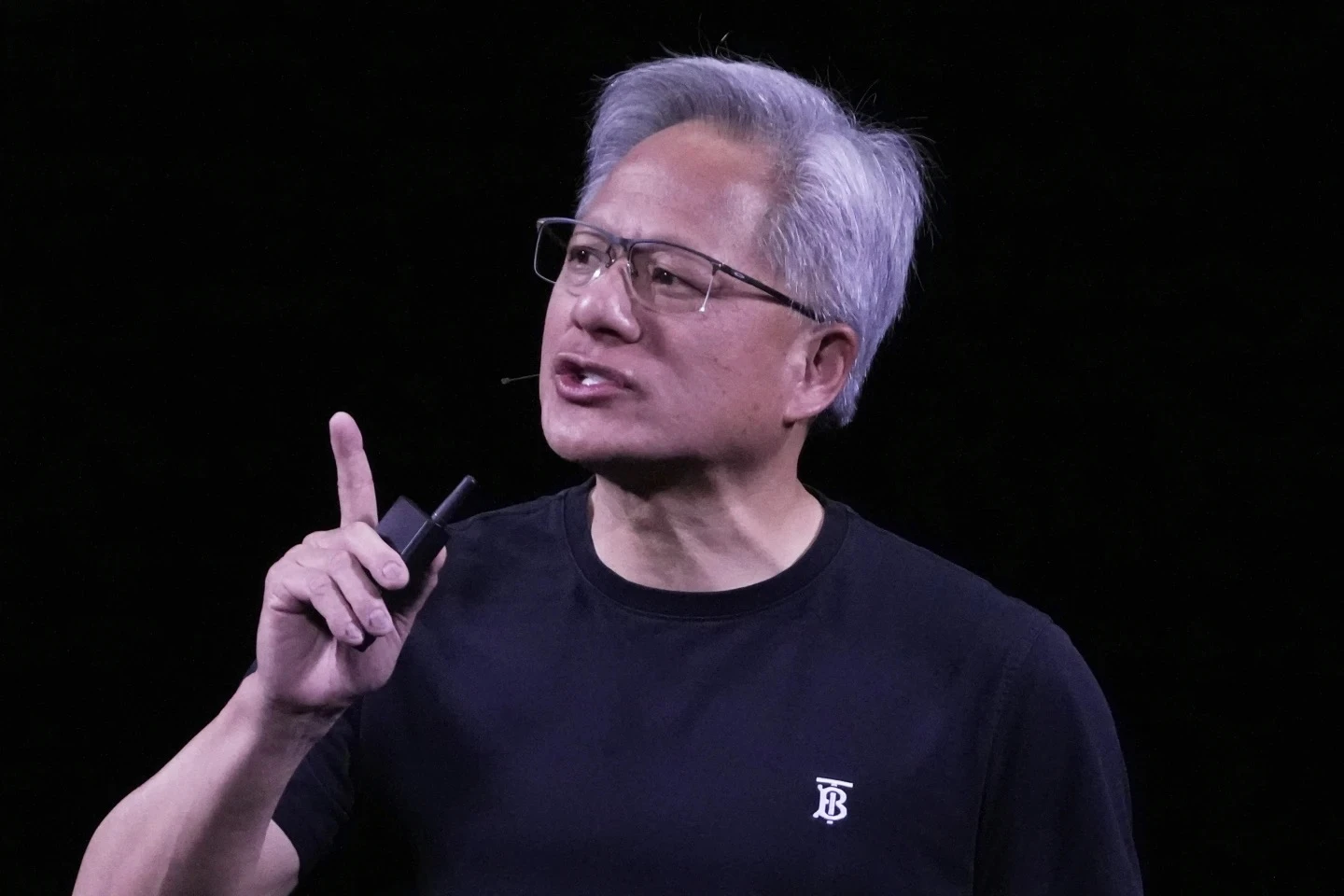 黃仁勳喊缺電。資料照。法新社