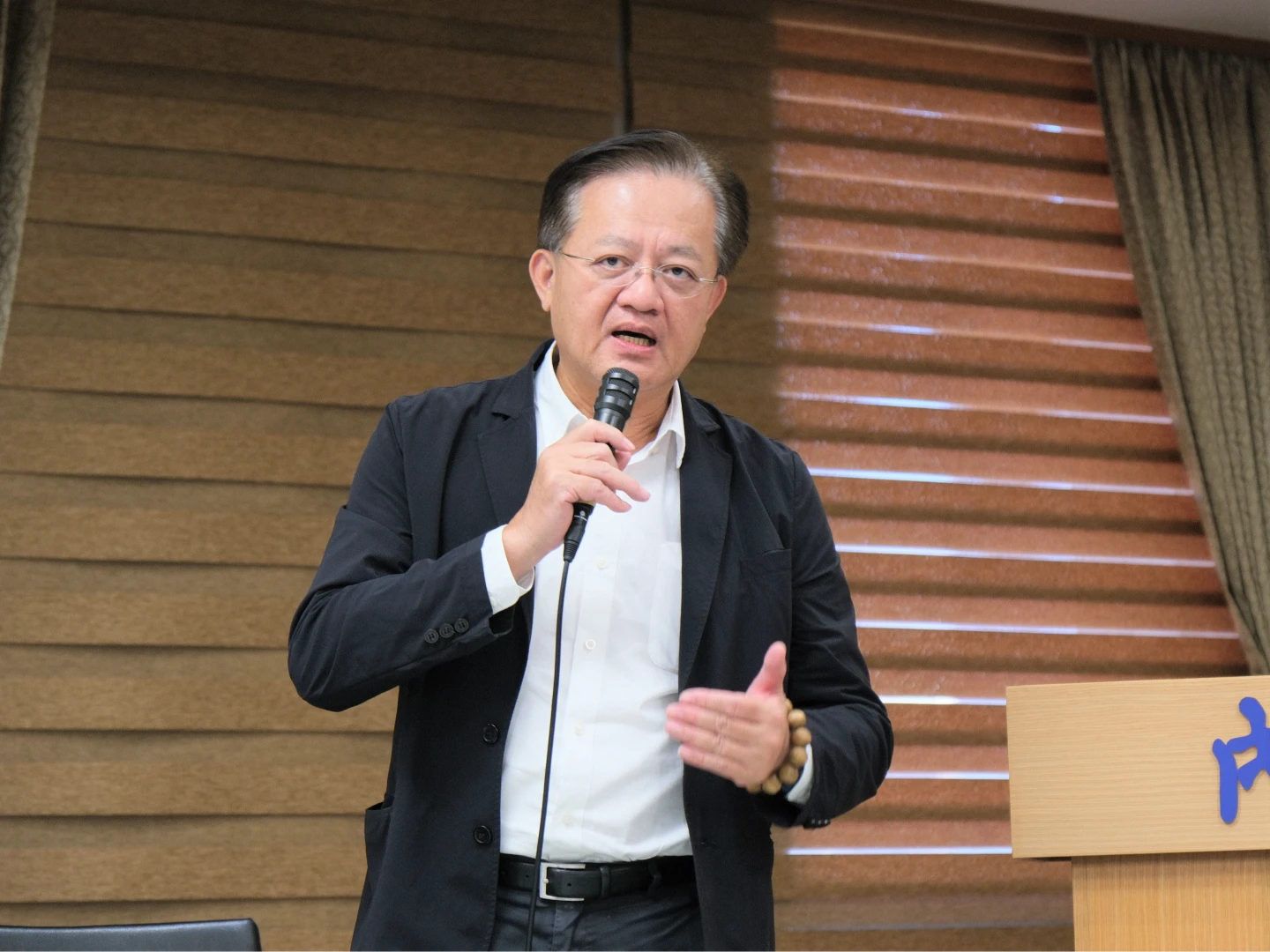 消防署長蕭煥章。內政部長劉世芳