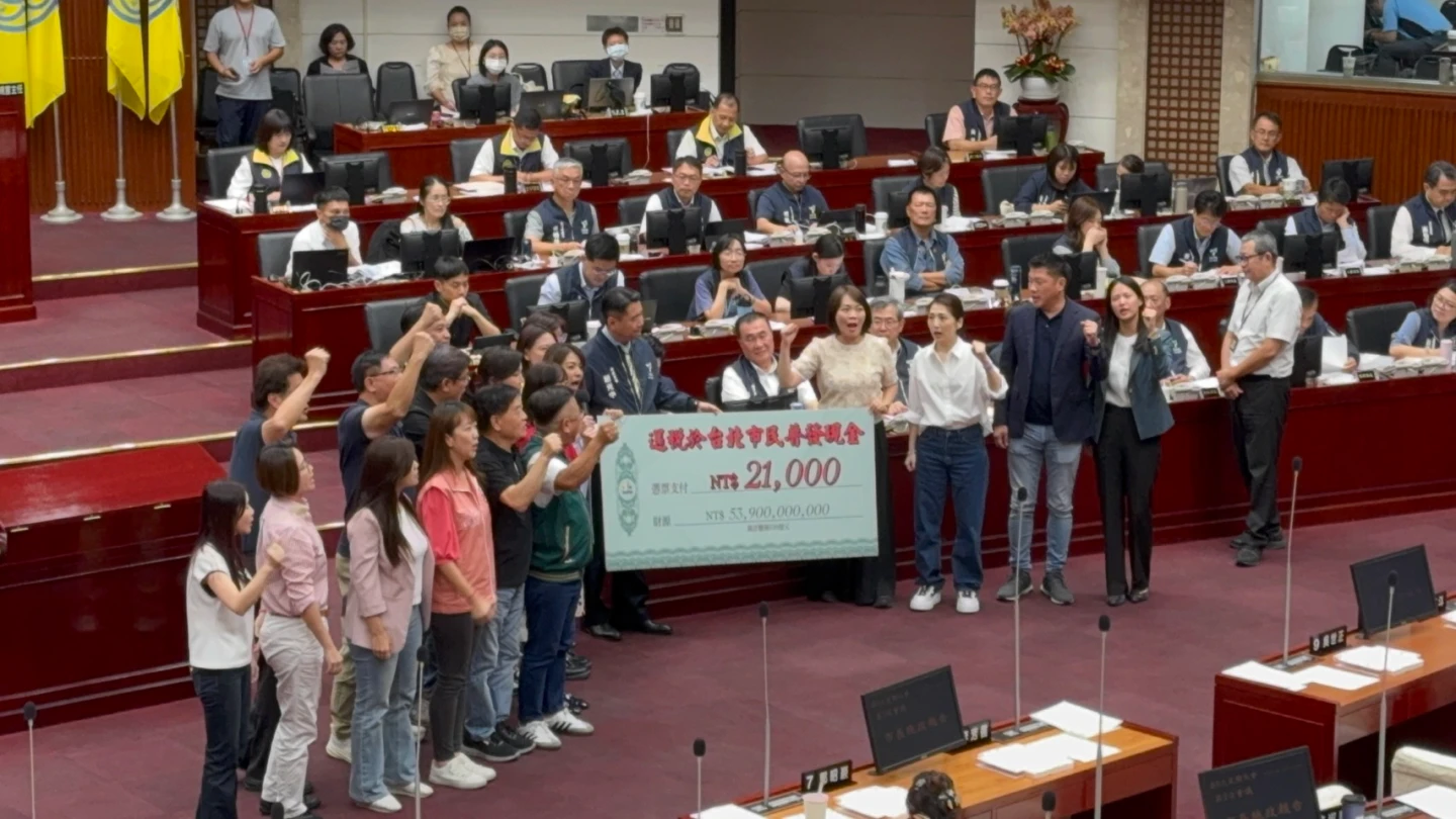 蔣萬安赴台北市議會進行施政報告。許皓婷攝