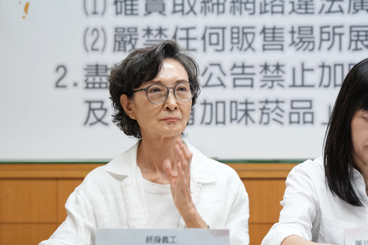 陳淑麗認為,政府應依法公告禁止加味菸品。葉志明攝