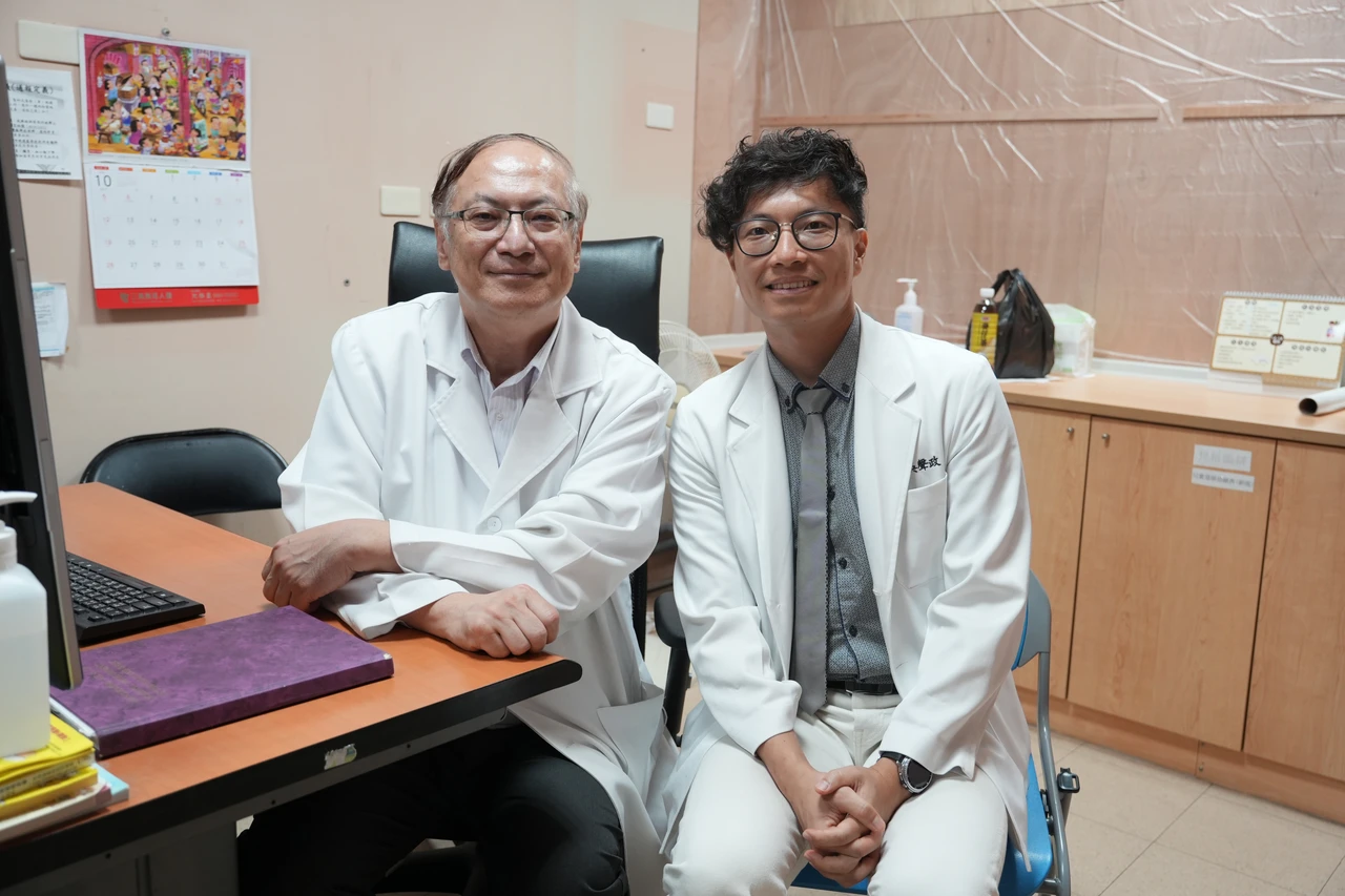 小島醫師4｜兩代醫師澎湖海風接力　名醫示範馬公國小也能讀到醫學院