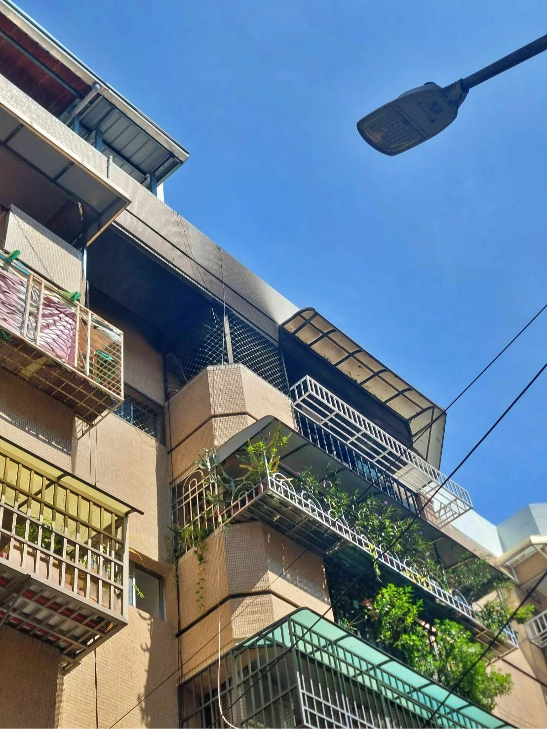 警消約花20分撲滅火勢。警方提供