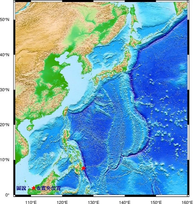 今天上午台灣時間09:44,菲律賓棉蘭老島發生芮氏規模7.4地震,圖為震央位置。取自氣象署網站