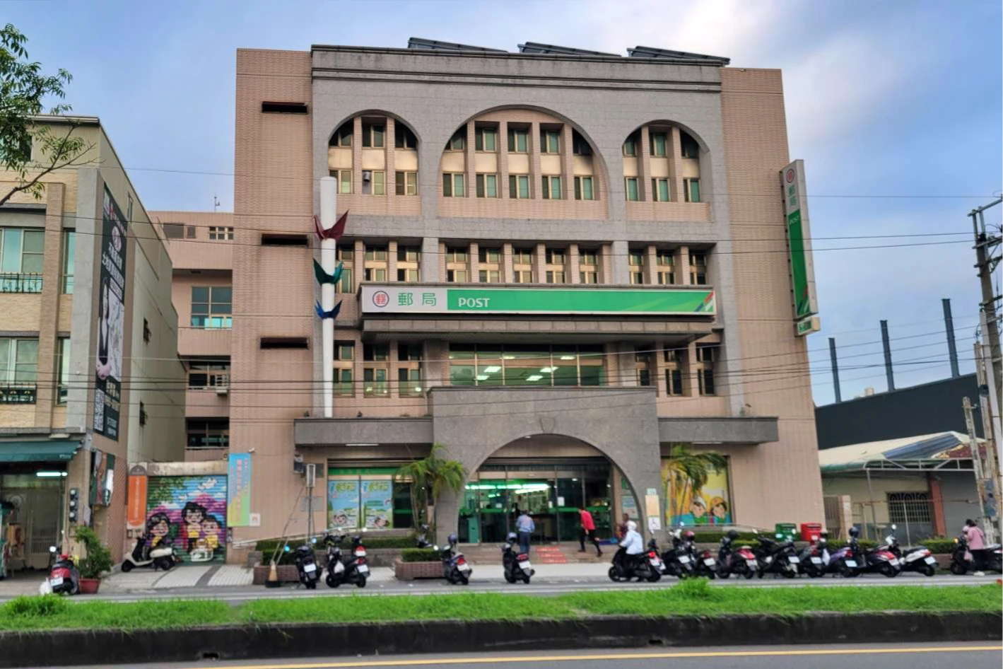 林園區郵局職場互助教保服務中心。邱于軒提供