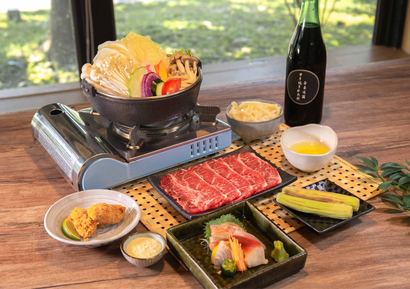 「日光璽舞 壽喜燒·割烹」享用關東風味壽喜燒套餐。宜蘭綠舞提供