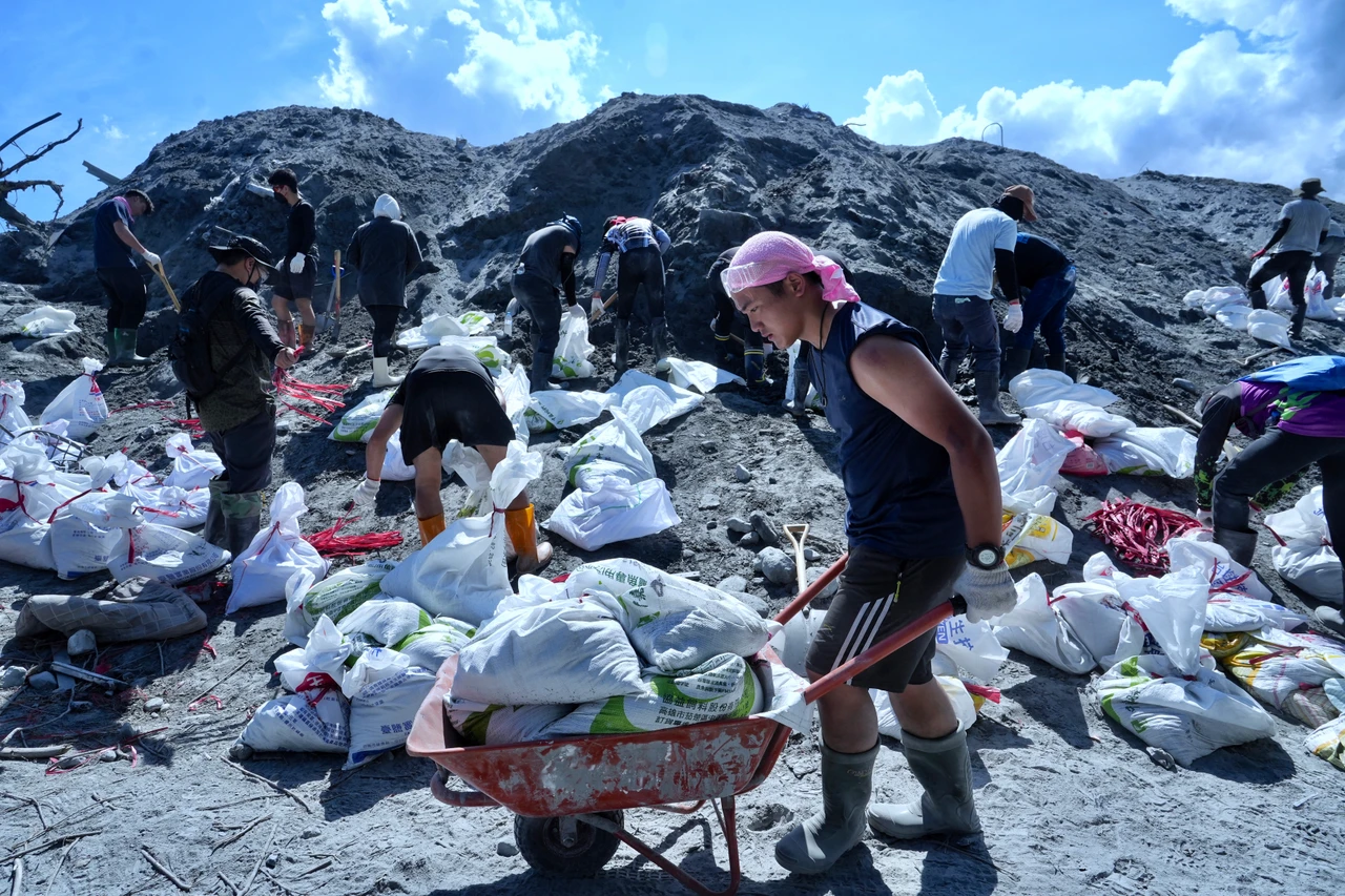 花蓮馬太鞍溪堰塞湖溢流9月23日重創復鄉,災後重建工作進行同時,也須擬定避難計畫。林林攝
