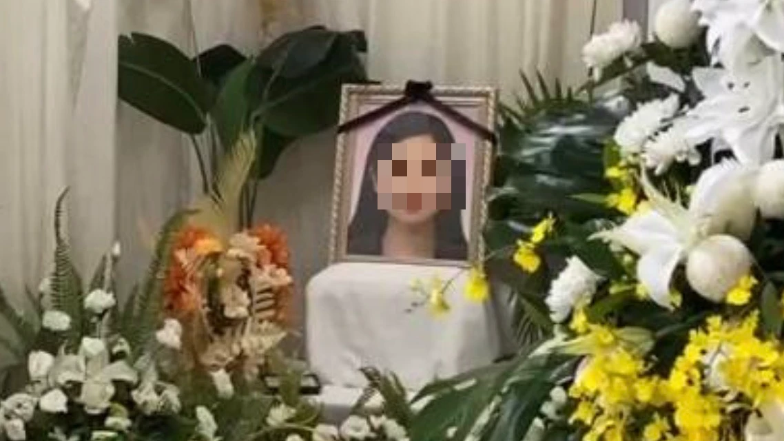 不幸猝逝的長榮孫姓空姐,今天在台中東海殯儀館舉辦告別式。民眾提供