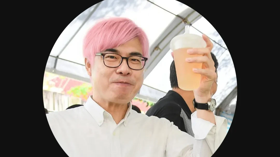 高雄市長陳其邁也把Threads等社群帳號的頭像,透過修圖將髮色變成粉紅。民眾提供