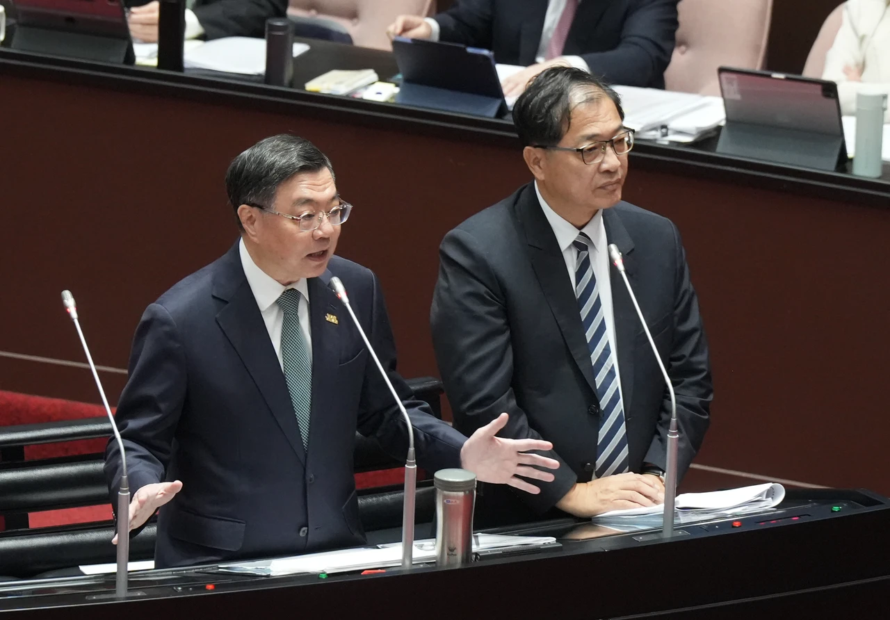 行政院長卓榮泰指出,正在研擬「自主都更」。梁建裕攝