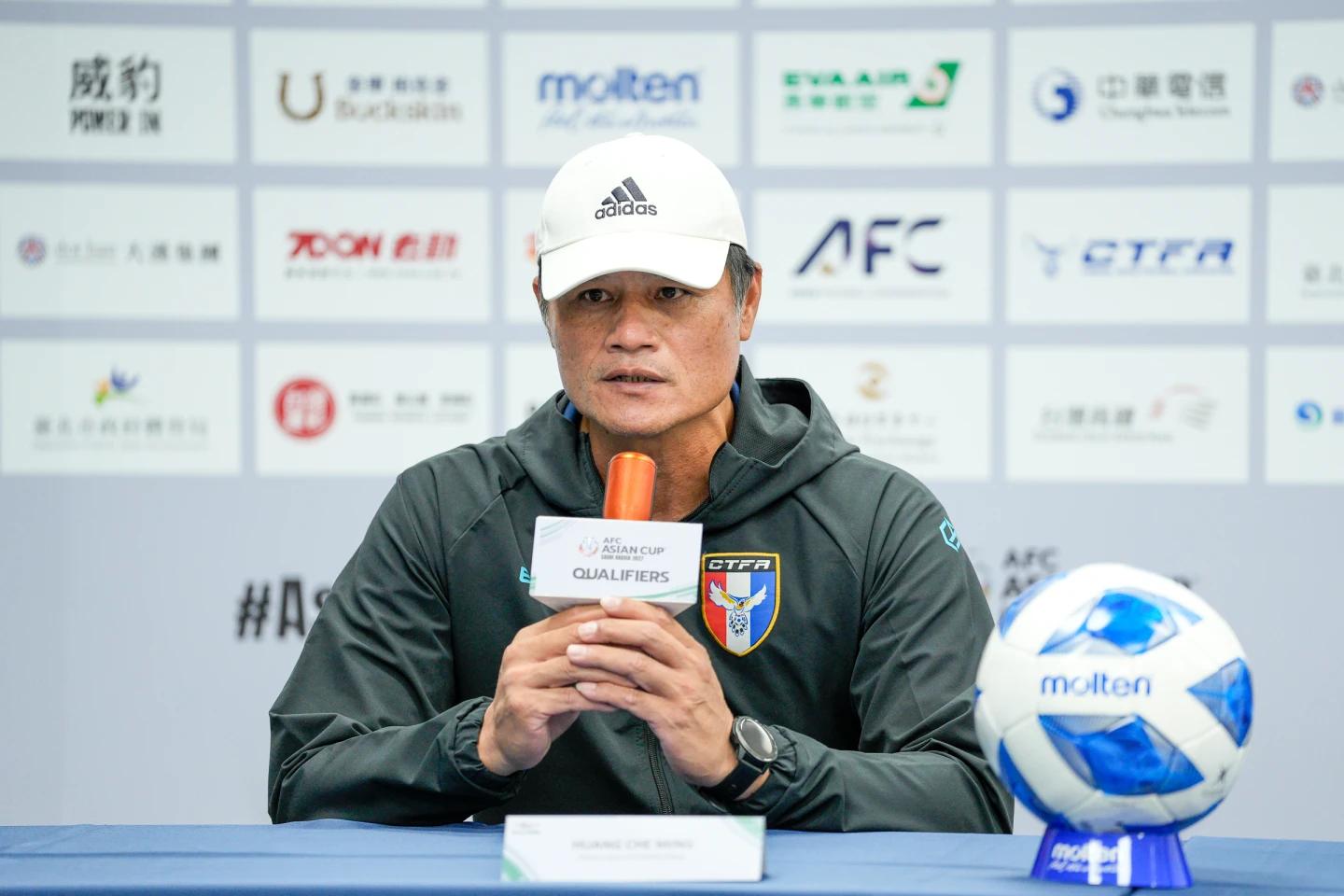 中華男足總教練黃哲明。中華足協提供