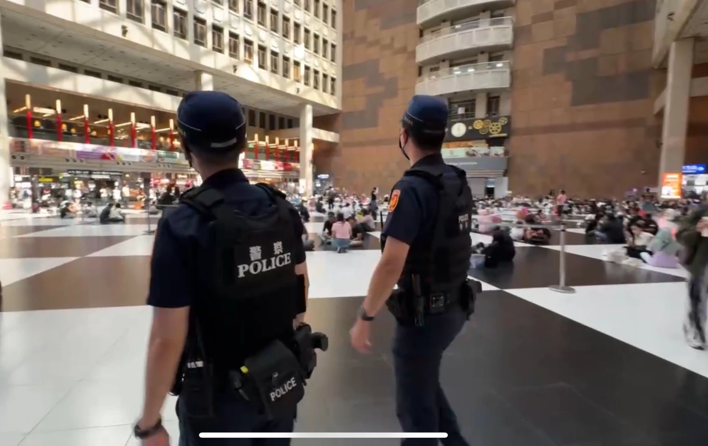 警方加強編排台北車站巡守勤務。警方提供