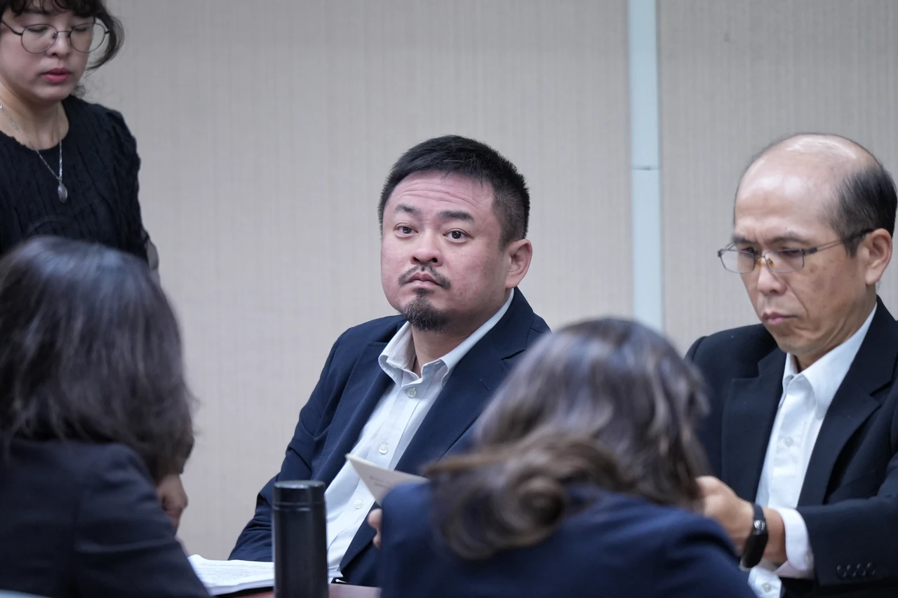 洪申翰說,確實長榮有些違規的裁罰金額,以發生頻率來說太低。葉志明攝