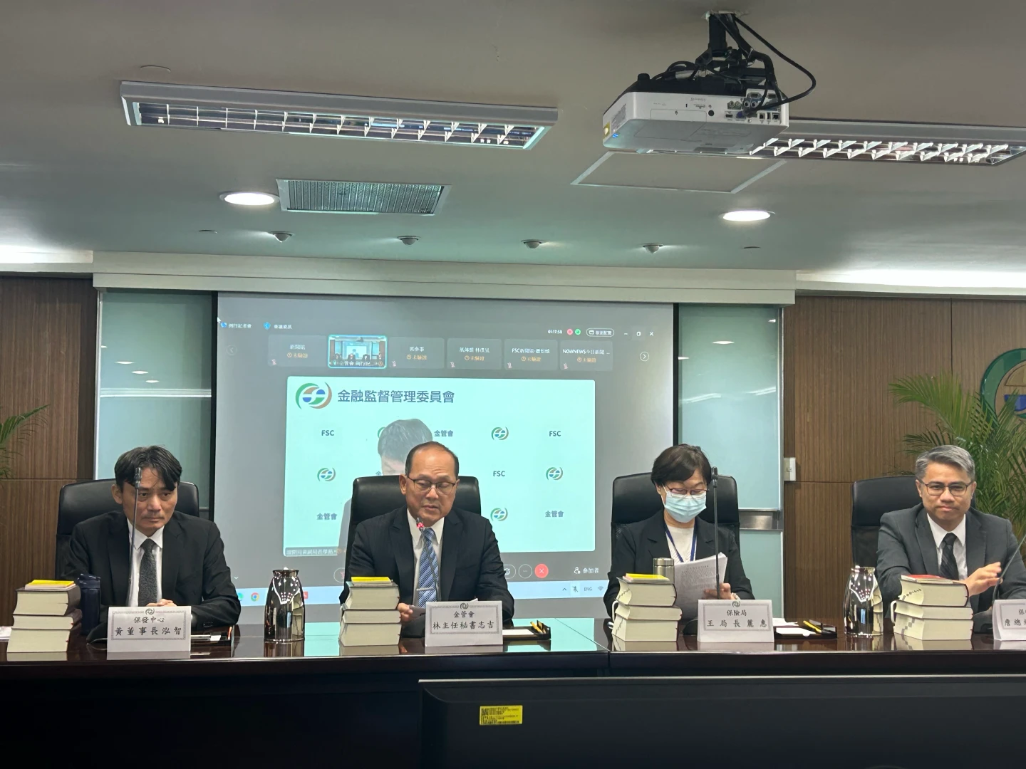 金管會今天公布新一代清償能力制度過渡措施。林巧雁攝